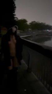 0769野外露出（2）