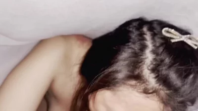 骚逼的口活太好啦 受不了