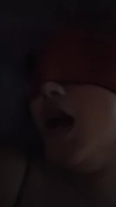 感觉她内心肯定渴望。